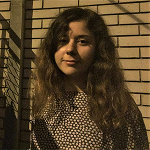 Maša Živković Kroz visoku travu